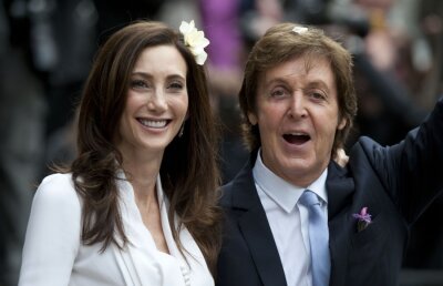 FOTO! Paul McCartney s-a casatorit pentru a treia oara