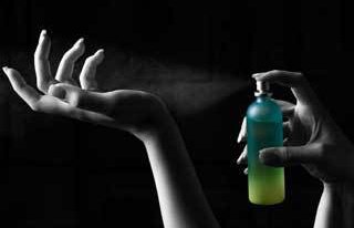 Alegerea parfumului ţine de mirosul propriului corp