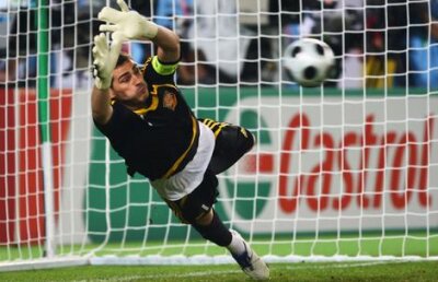 Mai "rea" decît Jabulani » Mingea de la EURO 2012 va fi mai rapidă şi mai imprevizibilă decît cea de la Mondial