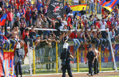 10 lei, cel mai ieftin bilet la Vaslui - Steaua / 400 de fani stelişti şi-au anunţat prezenţa