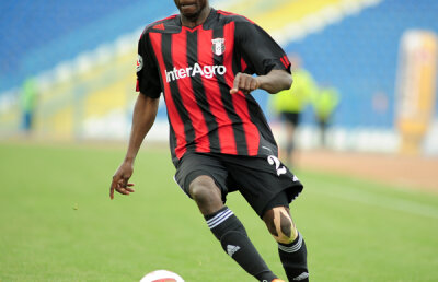 Somniferul Galaţi » Campioana continuă seria evoluţiilor slabe şi cu Astra. Urmează Manchester! :S