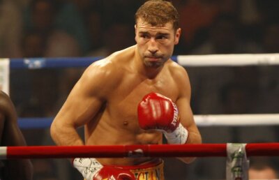 Bute: "Ştiu că se spune că mă bat cu un moş, că alerg după bani, dar am devenit imun la astea"