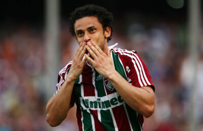 Supergol reuşit de Fred. Foarfecă pe spate, direct în vinclu