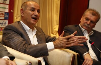 Cum îl "joacă" George Copos pe "Vamă": "Pleacă, dar dai 400.000 de euro"