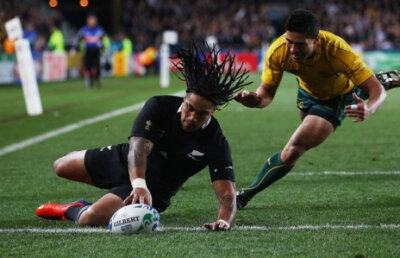 Noua Zeelandă învinge Australia cu 20-6 şi va juca finala CM de Rugby cu Franţa!
