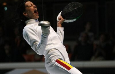 Echipa feminină de spadă a cucerit unicul titlu mondial dintr-o probă olimpică în 2011 » Aurul cel singur