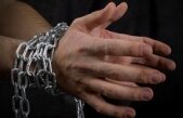 Cruzime fără margini: Patru americani cu probleme psihice, ţinuţi în lanţuri şi înfometaţi