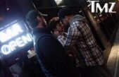 Actorul Shia LeBeouf, bătut măr la Vancouver în faţa unui bar. Uite cum „şi-o fură“ vedeta
