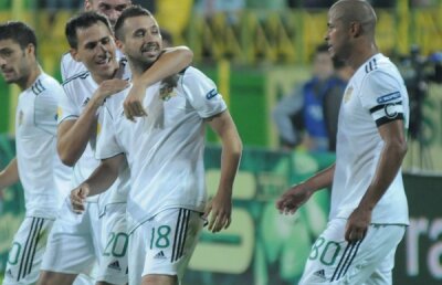 Porumboiu face apel la tridentul Adailton-Wesley-Sînmărtean: "Azi au ocazia să demonstreze că sînt fantastici"