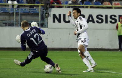 VIDEO Ocrotită de şansă şi de arbitru, Astra a bătut Vasluiul cu 1-0