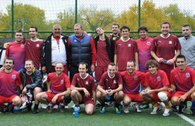 Cînd suporterii joacă mai bine decît fotbaliştii