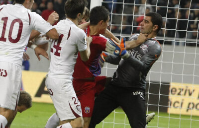 Tatăl lui Prepeliţă îşi apără băiatul după bătaia din derby: "Coman nu e bine crescut, merita roşu"