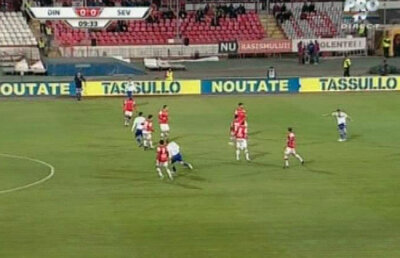 FOTO Vancea înscrie pentru Gaz Metan la 0-0, dar golul este anulat. Ţi se pare ofsaid?