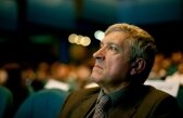 Mircea Diaconu, cercetat pentru abuz în serviciu: Şi-ar fi ajutat soţia să obţină un post pentru care nu era calificată
