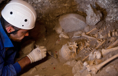 Schelete "Romeo şi Julieta", descoperite în Italia (FOTO)