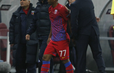 Tatu şi-a agravat stupid accidentarea!