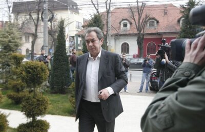 Războiul CFR-Dinamo continuă » Badea: "Paszkany e un om mic!"