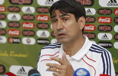 Piţurcă: "Marius Niculae e un atacant lent. Vreau jucători de viteză"