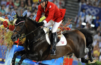 UPDATE VIDEO Autopsia a stabilit cauza decesului calului campion Hickstead. I s-a rupt aorta!