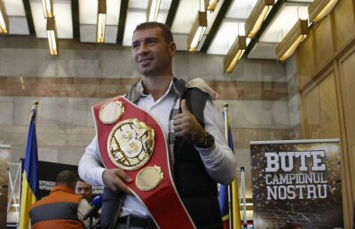 FOTO Victoria cu Glen Johnson i-a speriat pe adversari. Bute: "Ward nu va accepta să boxeze cu mine"