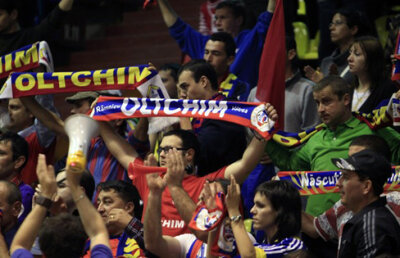 Oltchim învinge Itxaco cu 30-22 şi termină pe primul loc în Grupa D!