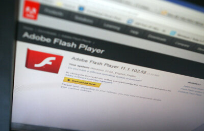 Adobe renunţă la Flash Player pentru platformele mobile