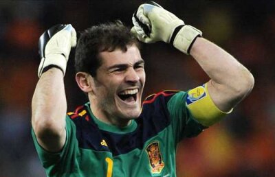 Casillas a intrat în istoria fotbalului mondial. Vezi ce recorduri a bătut portarul Spaniei!