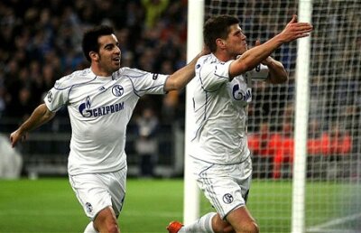 VIDEO Schalke a urcat pe locul 3 în Bundesliga: Marica a jucat 8 minute împotriva lui Nurnberg, 4-0