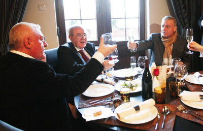 Drepturile TV la control » DNA extinde cercetările după descoperirea împrumutului de 400.000€ Liza Sandu - Jean Pădureanu