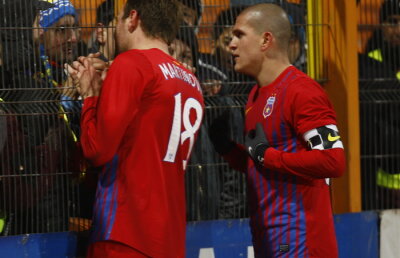 Colegii nu-i mai suportă » Martinovici: "Să plece fraţii Costea!"