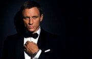 Ce ar trebui să conducă James Bond în filmul Skyfall?