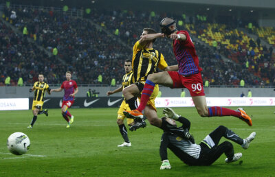 Steaua, peste toţi » Cu Braşovul au fost mai mulţi spectatori decît la primele 3 jocuri ale etapei