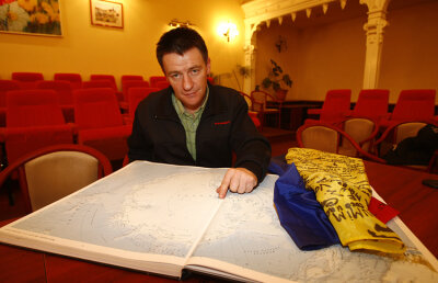 Confesiunea emoţionantă a alpinistului Coco Galescu, românul care pleacă mîine pe schiuri spre Polul Sud