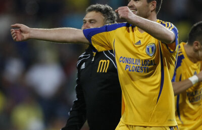 VIDEO » Gaz Metan - Petrolul 0-1 » Opriţa aduce victoria ploieştenilor dintr-un penalty contestat de gazde