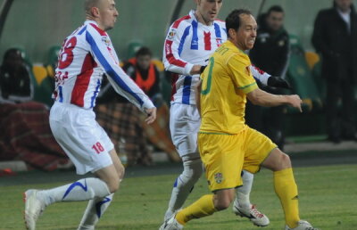 Hizo îi ironizează pe campioni: "Oţelul a fost în excursie la Vaslui, ca şi în Liga Campionilor" :D