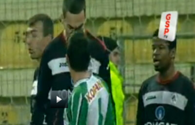 VIDEO Muzac, de la Chiajna, a fost luat la palme de trei medieşeni în acelaşi timp :)