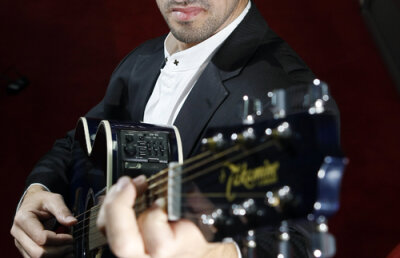 Pavel Stratan îşi lansează noul album împreună cu GSP: "Bute are o inimă cît România de mare!"