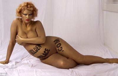 FOTO! Anna Nicole Smith, insarcinata si goala inainte de moarte