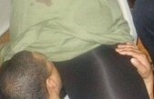 Profesorul făcea SEX ORAL unei învăţătoare şi a împărţit totul cu elevii săi. Aceştia i-au dat "Like" pe Facebook