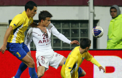 Împăcat de Ana-Maria! » Lucescu Jr. l-a reprimit la prima echipă pe Gîngioveanu