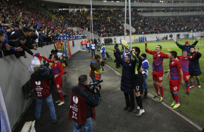 Iau 7 milioane de euro! » Steaua face bani şi din Europa League