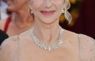 Helen Mirren, cea mai stilata femeie trecuta de 50 de ani