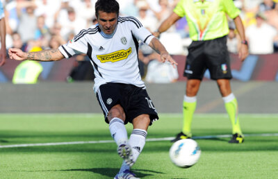 Mutu ameninţă Interul! » Briliantul în faţa golului 100 în Serie A