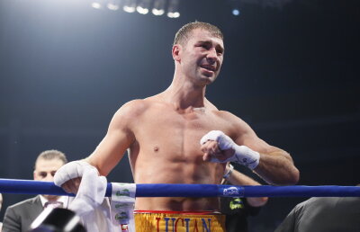 Bute le răspunde finaliştilor din SuperSix: ”Merg acasă la Ward dacă e nevoie. Pe Froch îl fac KO”