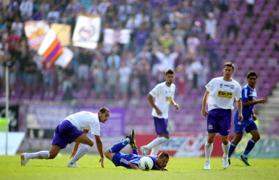 Poli, singura formaţie din primele două eşaloane neînvinsă acasă în campionat!