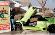 A câştigat un Lamborghini şi apoi l-a accidentat