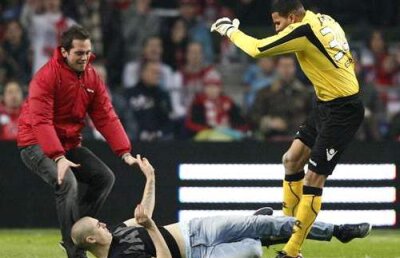 Decizia olandezilor: Ajax - AZ Alkmaar se rejoacă pe 19 ianuarie cu porţile închise!