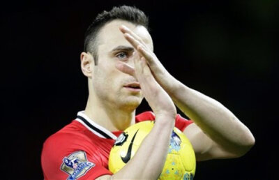 Berbatov rămîne la Manchester United încă un sezon