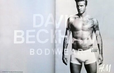 FOTO! David Beckham, la bustul gol pentru H&M!