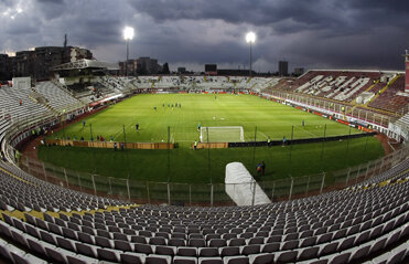 Rapidul aşteaptă banii din Europa League ca să poată concesiona arena din Giuleşti